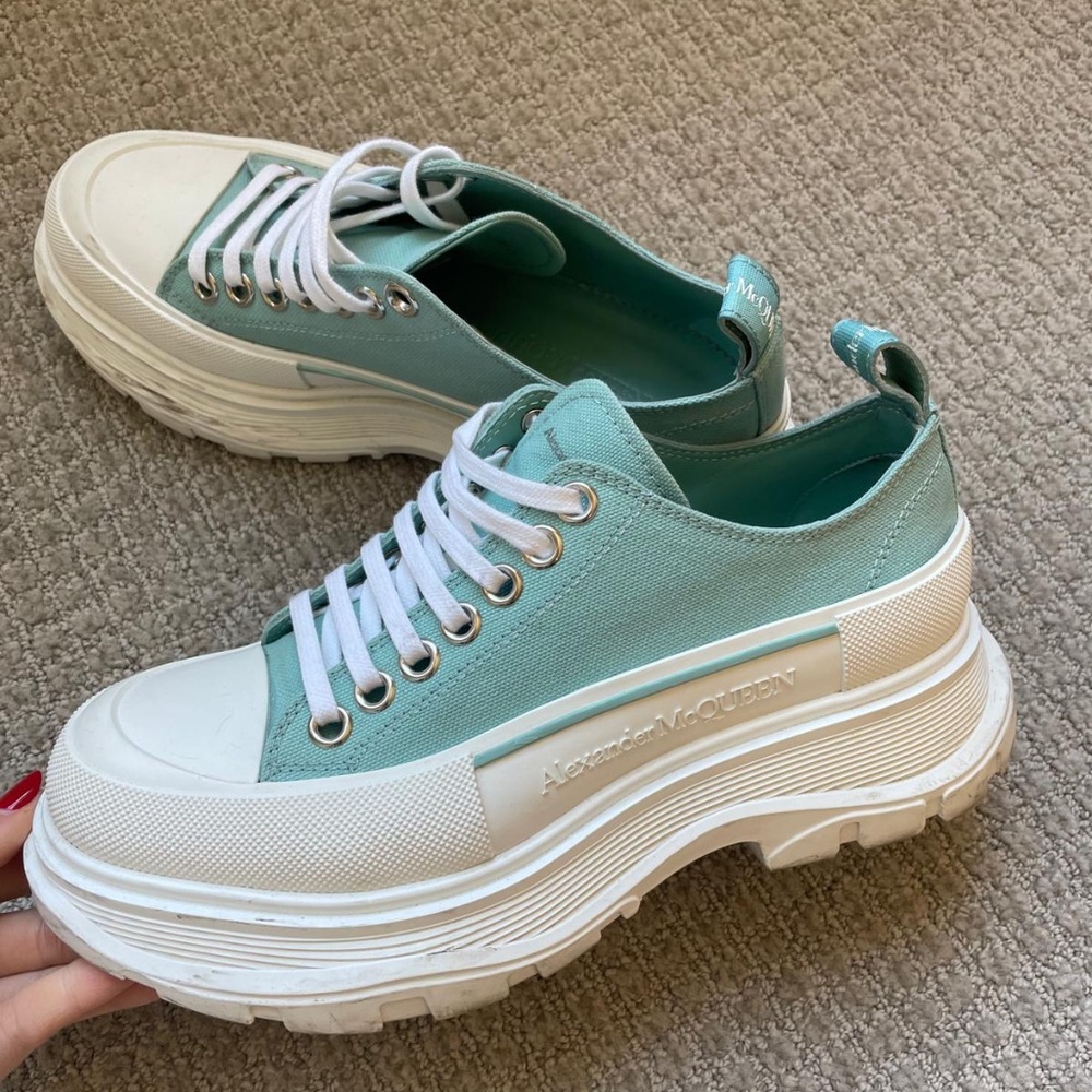 Alexander McQueen Sneakers